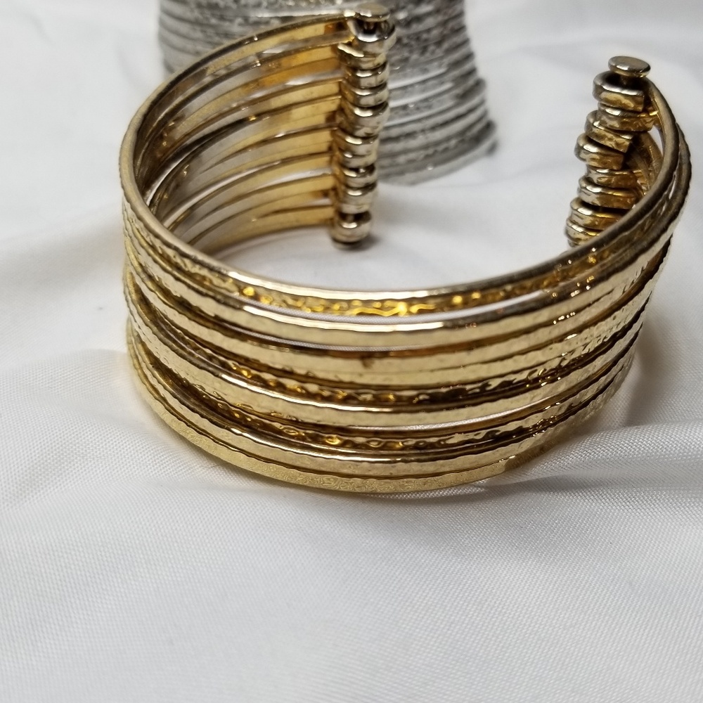 Bangle - Picture 3 of 5